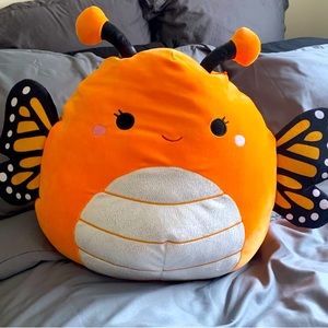 COPY - Mony Squishmallow (w/tag)